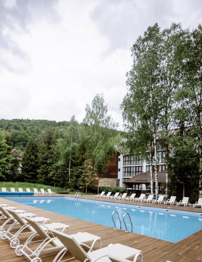 Yaremche Club Hotel Dış mekan fotoğraf
