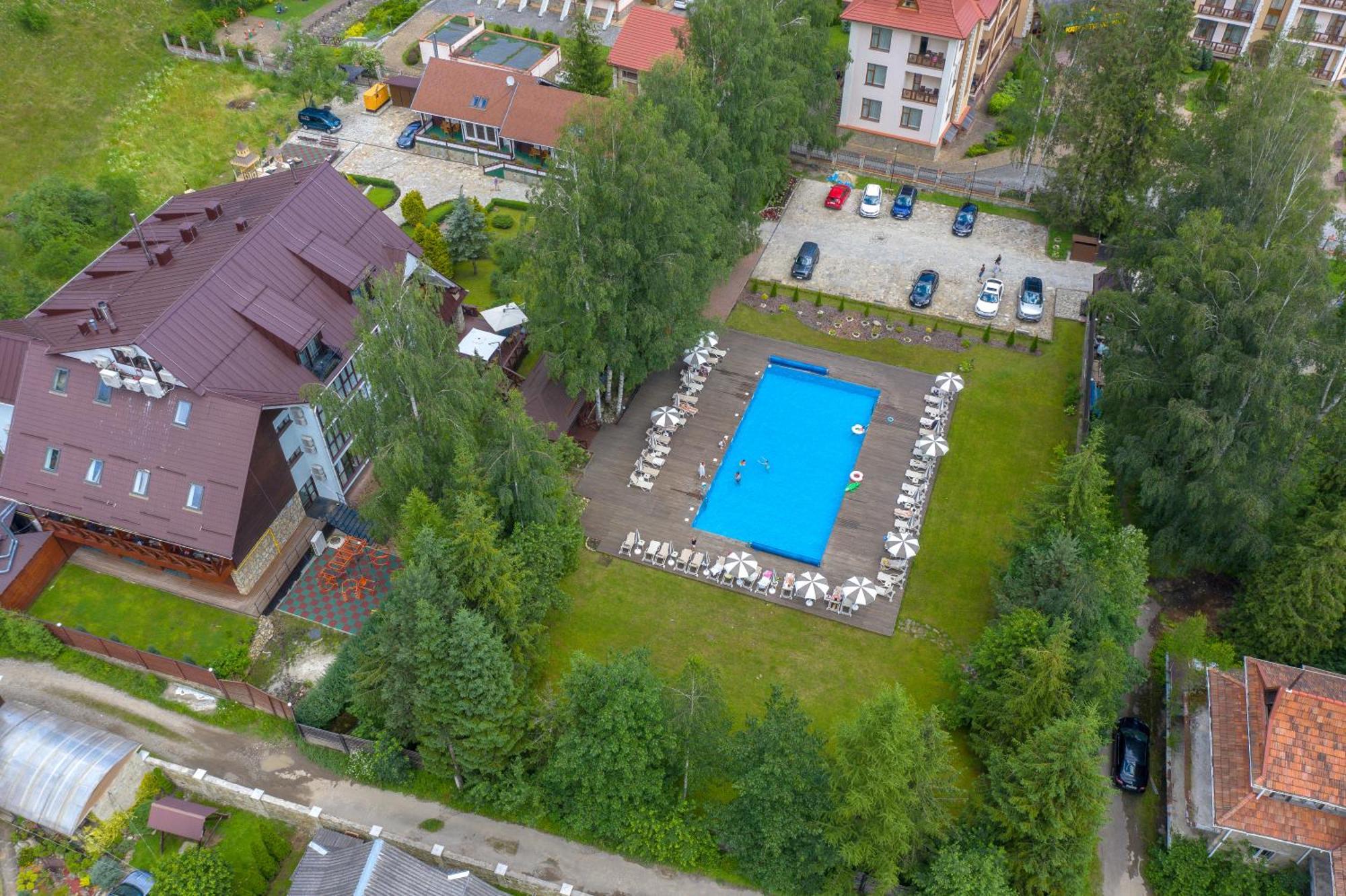 Yaremche Club Hotel Dış mekan fotoğraf